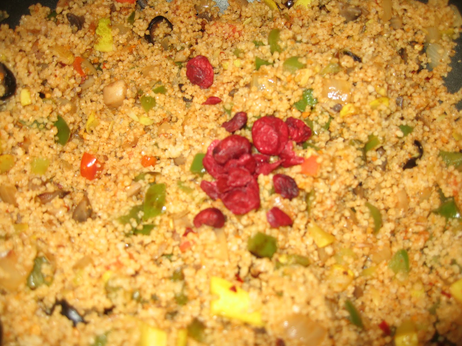 SUMADHURA Healthy Vegetable Couscous(Low Fat Or Fat Free)