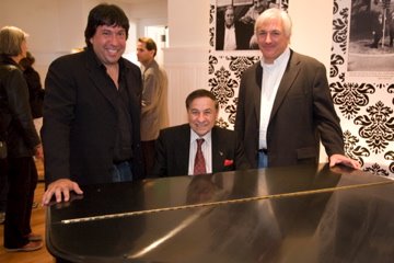 [ShermanG_ShermanR_ShermanJ_03.jpg]