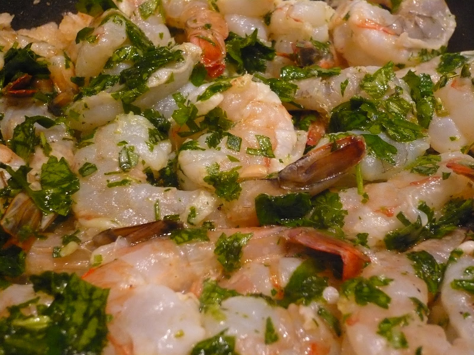 newFOOD tuesdayz Shrimp with ShallotTarragon Sauce on Wilted Spinach