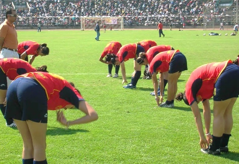 Futbol base EL CALENTAMIENTO EN EL DEPORTE Futbol base EL CALENTAMIENTO EN EL DEPORTE