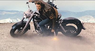 Hugh Jackman на мотоцикле