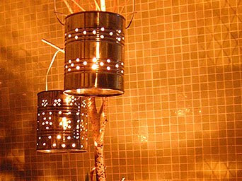 Candeeiros feitos a partir de Material Reciclado