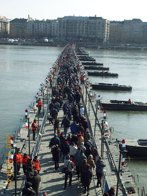 budapest, 2003, Budapest, csatlakozás, EU, Európa-híd, március 15, Pontonhíd, Supergroup