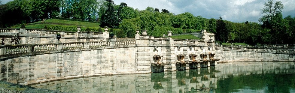 [monument_home_img_saint.cloud.panoramic.jpg]