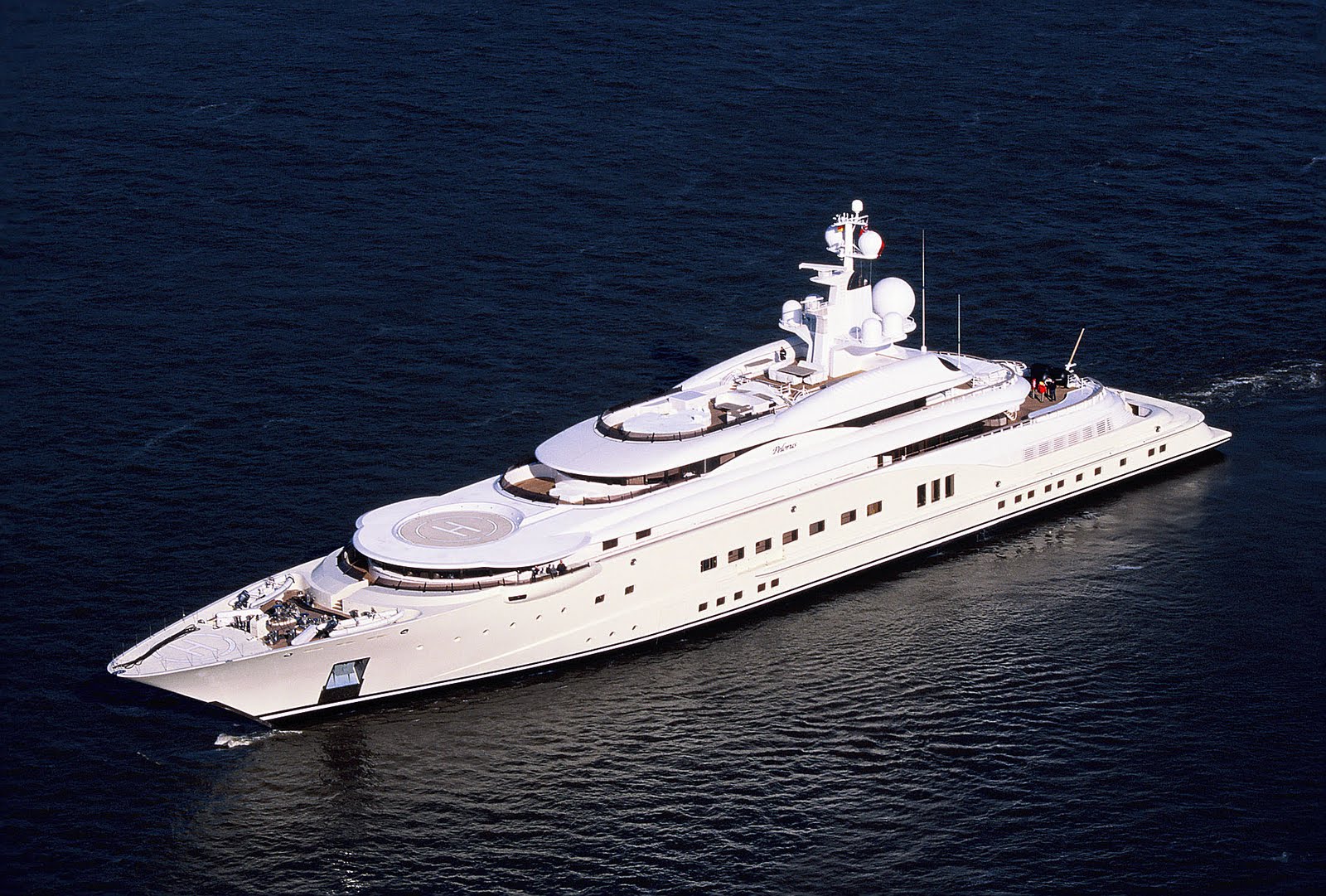who owns the most expensive yacht in the world