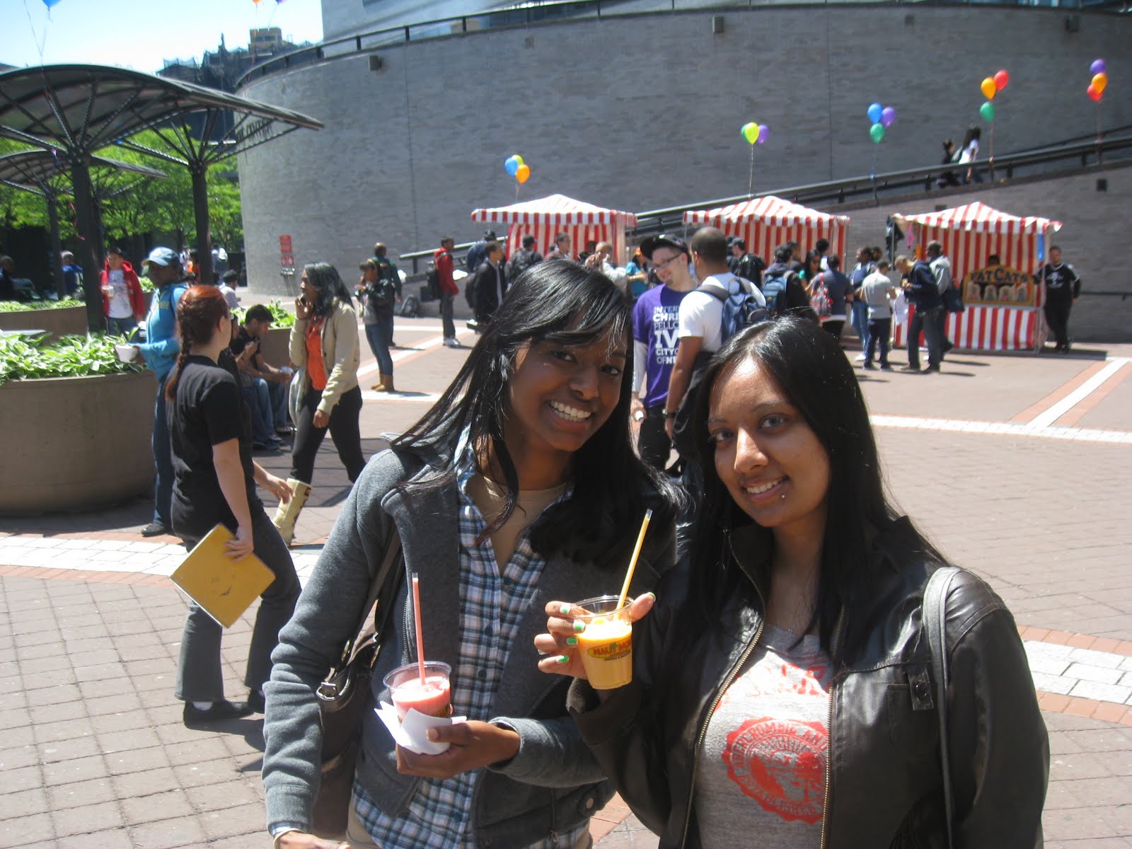 Maui Wowi Hawaiian Coffees & Smoothies Finals Week Fun with Maui Wowi