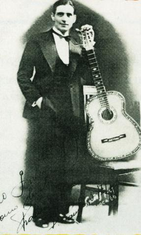 [FranciscoAlves1908189827091952pose.jpg]