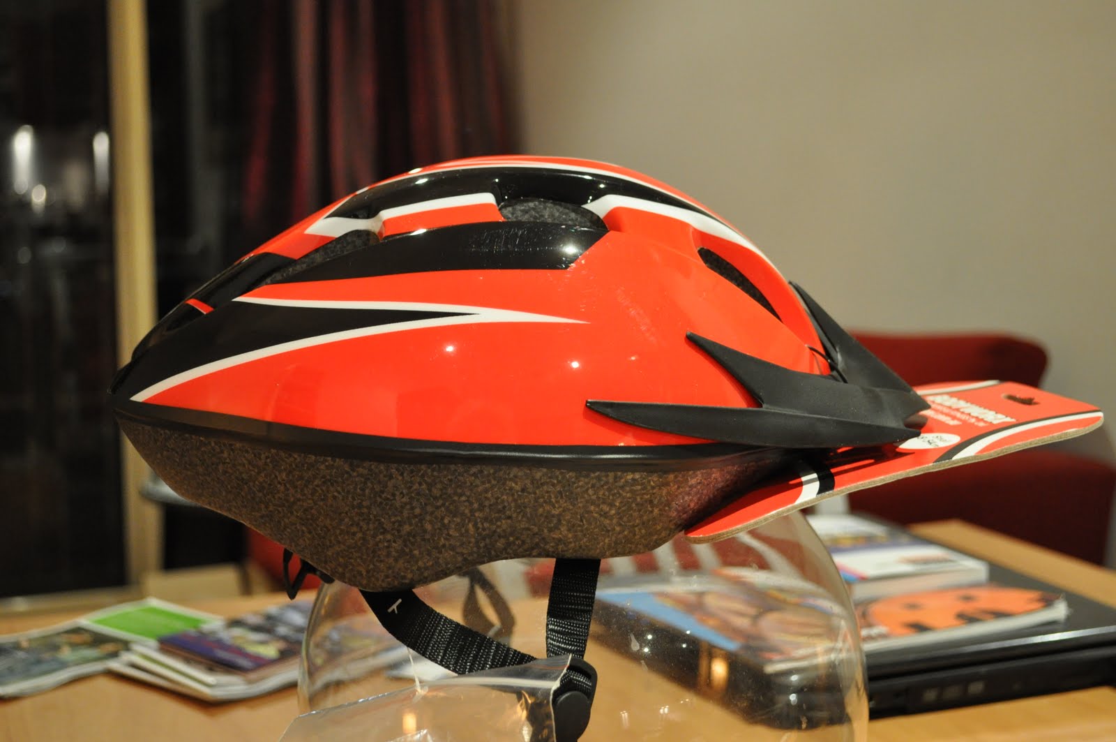 Freedom Cyclist v Helmet Laws (adfree advocacy) Roll up! Roll up! Xmas Bargains in Melbourne