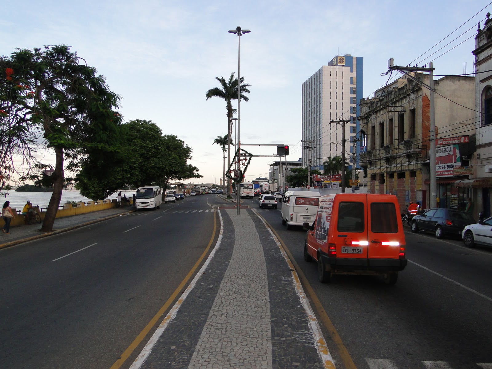 CAMPOS DOS GOYTACAZES EM FOTOS AS RUAS DE CAMPOS DOS GOYTACAZES (RJ) 1