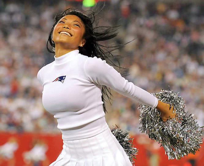 Pro Cheerleader Heaven New England Patriots Cheerleaders 2011 Calendar Pro Cheerleader Heaven New England Patriots Cheerleaders 2011 Calendar