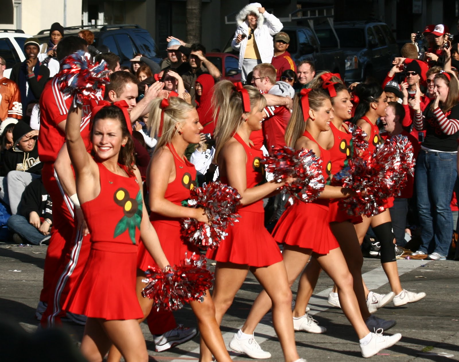 Cheerleaders Sport World Ohio State Cheerleaders Deserve A Little Face