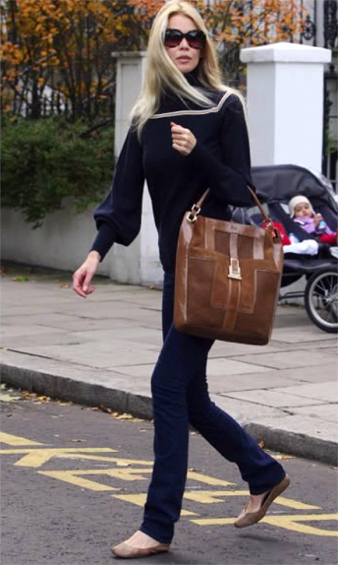 STREET STYLE Claudia Schiffer I'm a Very Stylish Girl