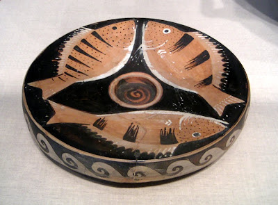 Ceramic bowl with painted fish, Green, Chicago Art Institute