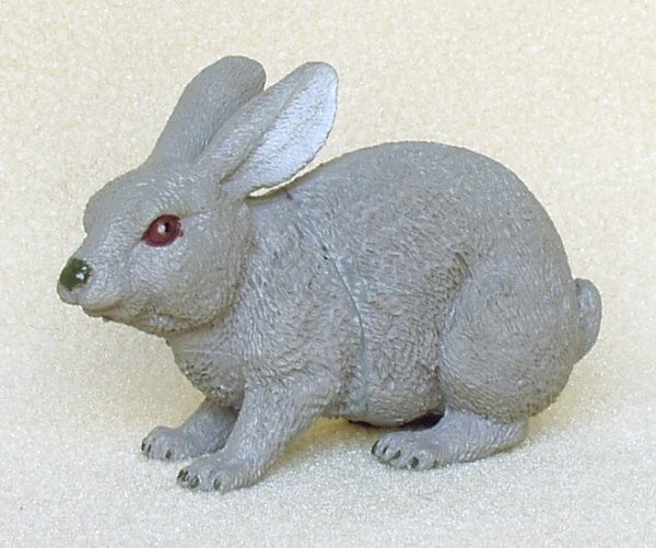 [hare-rabbit-plastic-animal-f1051.jpg]