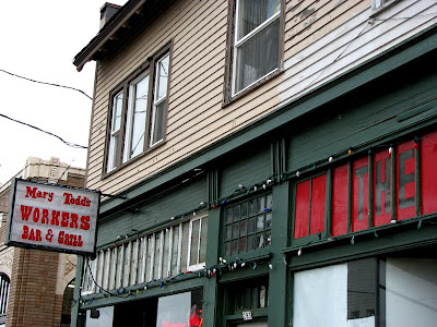 Mary Todd's Workers Bar and Grill, Astoria, Oregon