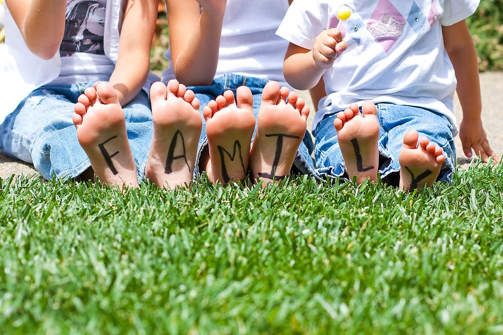 Kylee Heuer Photography Week 22 "Barefoot Week" Photo Challenge!