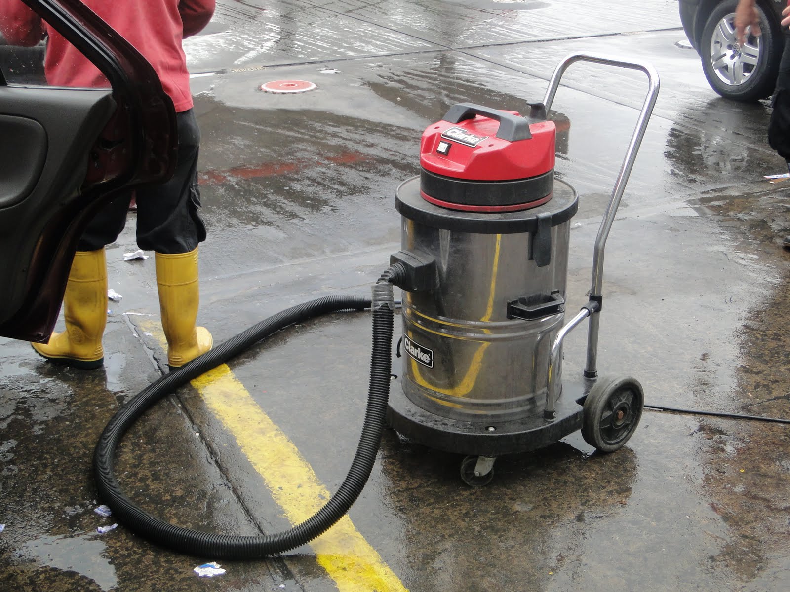 Cultura y Producto Redisenando el Entorno: Analisis de objetos