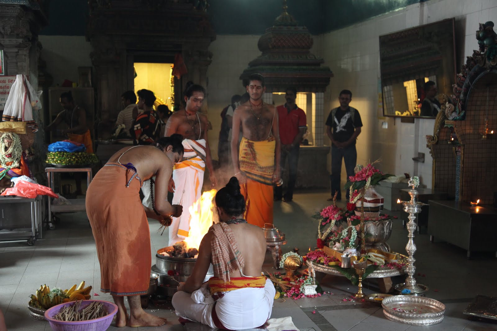 [16.+templu+hindus.JPG]