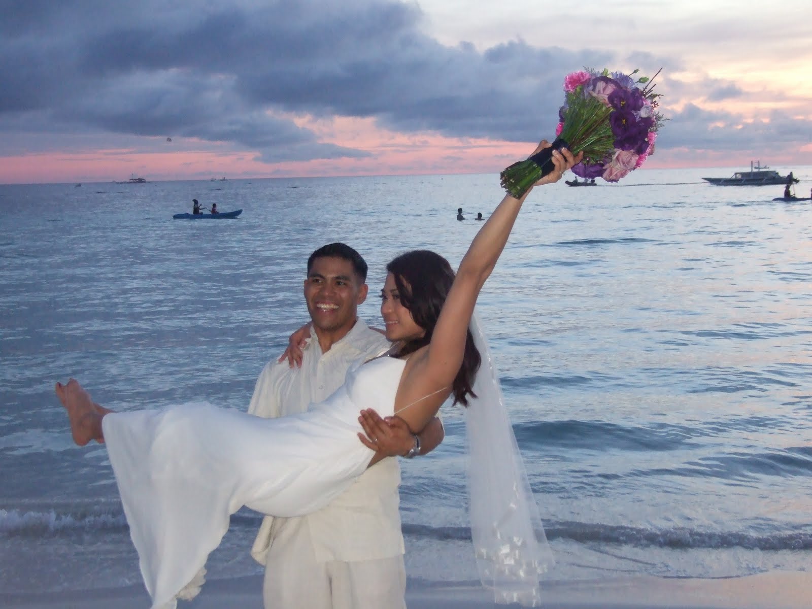 [1.+nunta+la+Boracay.JPG]