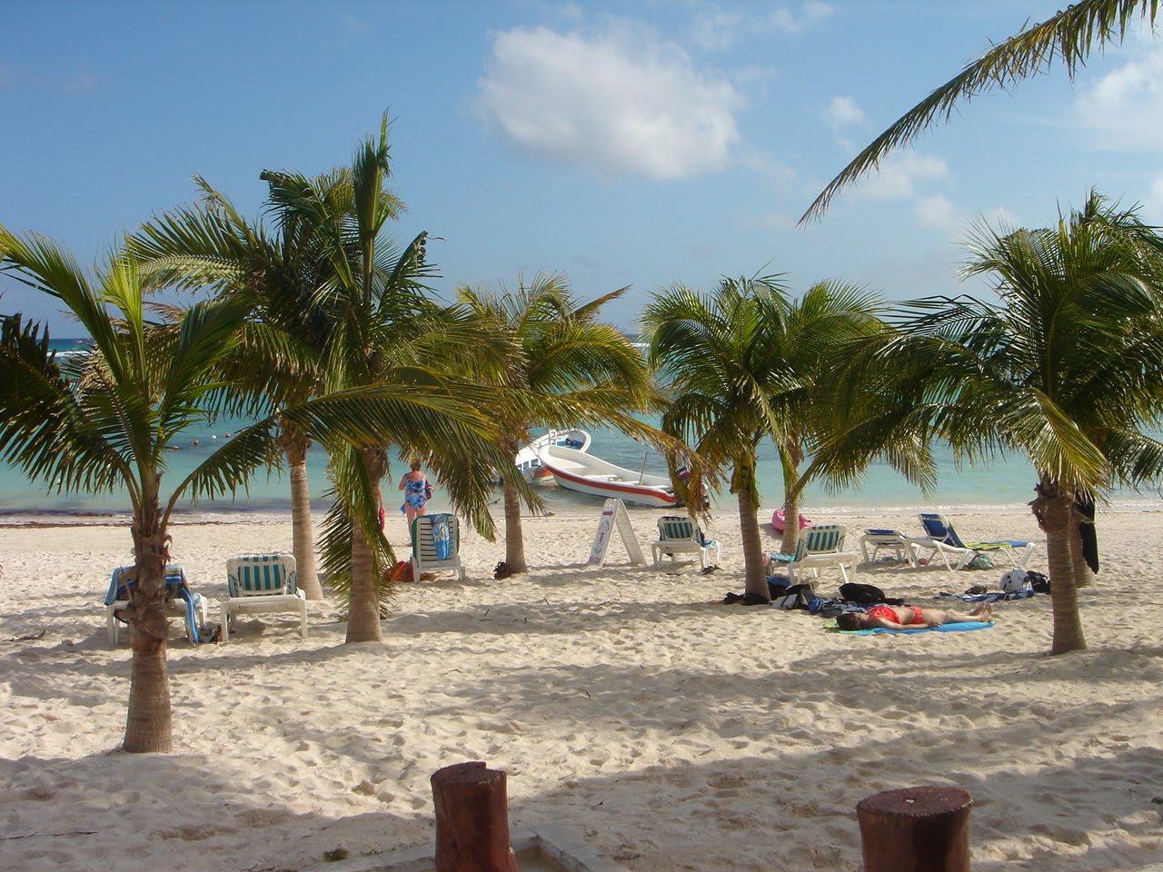 [11.+Cancun+laguna.jpg]