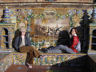 Imagini Sevilla: azulejos in Plaza Espana