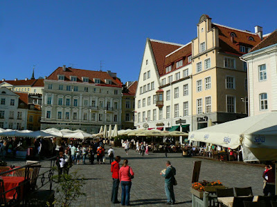 Obiective turistice Estonia: orasul vechi Talinn, piata centrala