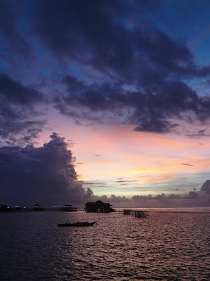 Insula Derawan la apus de soare