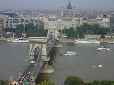 Atractii Ungaria: Podul cu lanturi