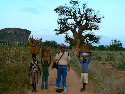 Imagini Mali: cu sateni din Pays Dogon