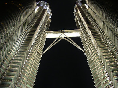 Obiective turistice Malaysia: turnurile Petronas Kuala Lumpur