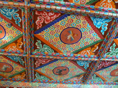 Imagini Tibet: hotel Dhod-Gu Lhasa plafonul