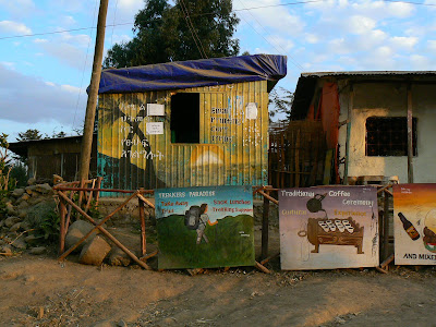 Imagini Etiopia: internet cafe in Debark