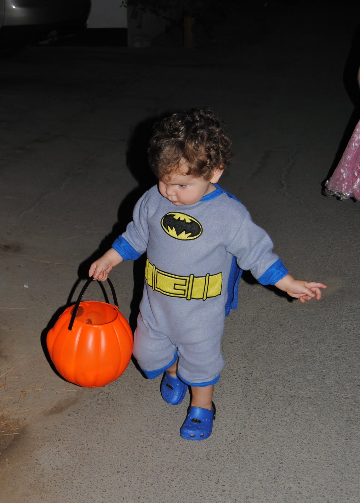 FarFar Away Flusches Halloween (Bahrain Style!)