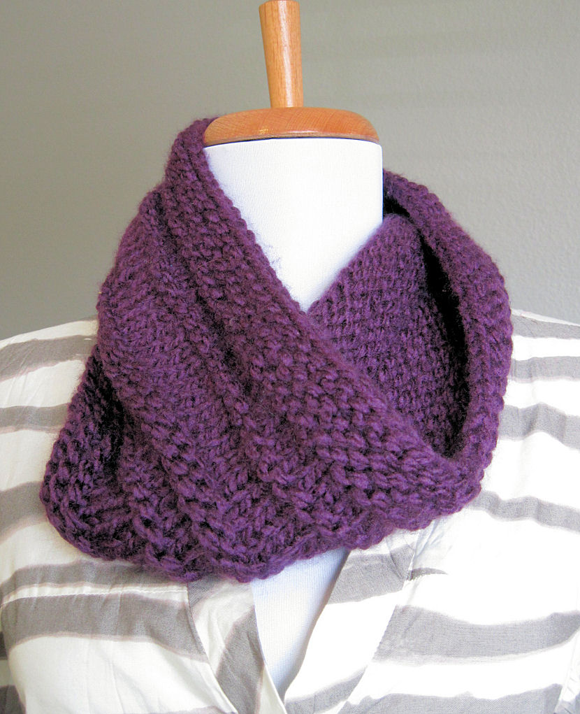 DIY: Purple Knit Cowl - In the Hammock Vintage Style
