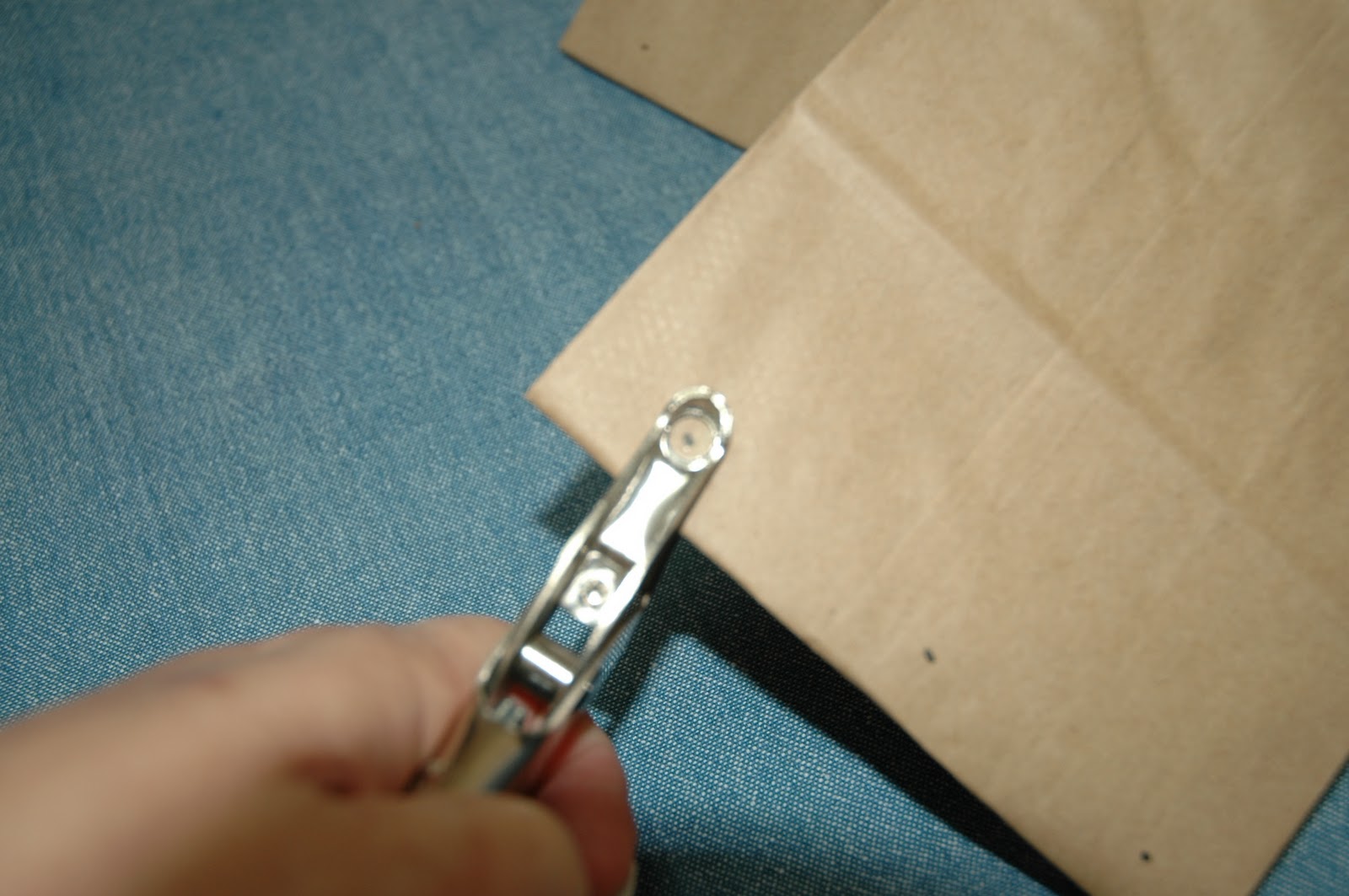 Just Bee 'n Me Valentine Paper Bag Journal Tutorial!