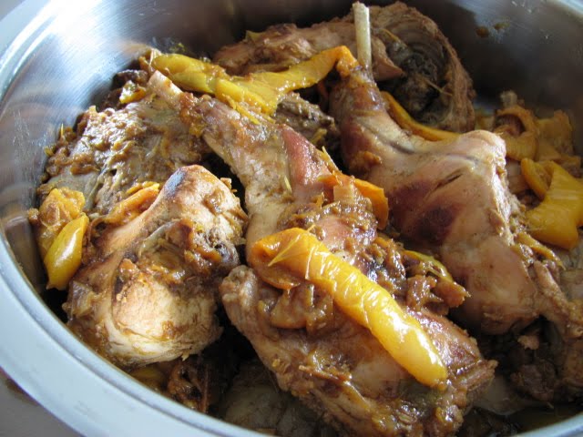 kuchnia-pod-wulkanem-coniglio-con-i-peperoni-czyli-krolik-w-papryce