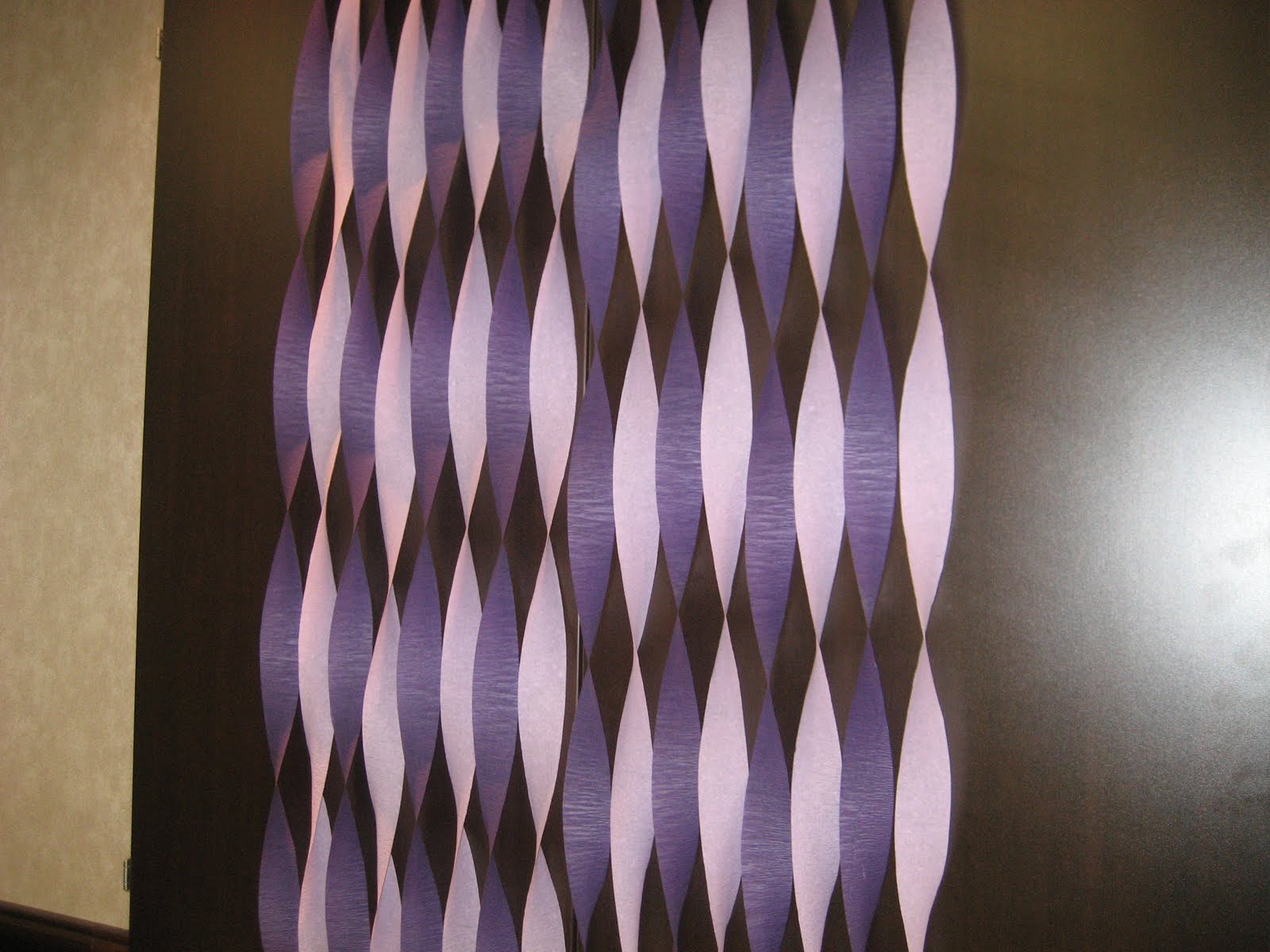 Musings of a Glamourpuss DIY What's Old Is New Again Crepe Paper