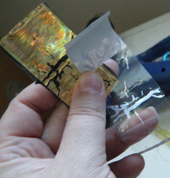 Plastic Masters of the World Unite! Friendly Plastic Experiments with