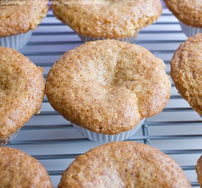 [birthday-cupcakes-vanilla-28.jpg]
