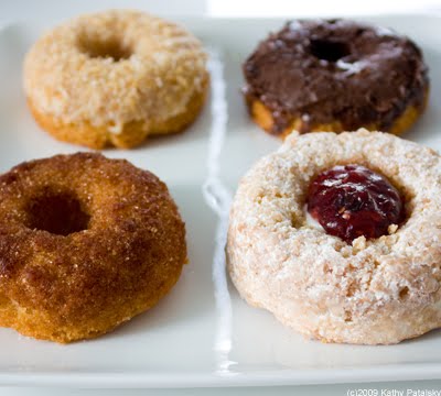 [babycakes-doughnuts-1.jpg]