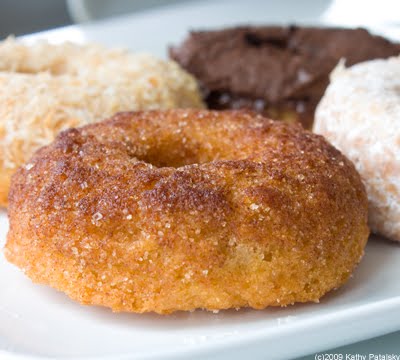 [babycakes-doughnuts-3.jpg]