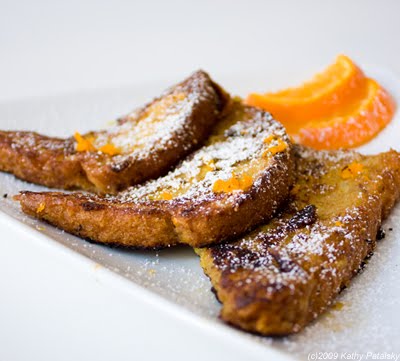 [three-french-toasts-19.jpg]