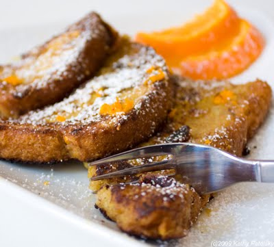 [three-french-toasts-20.jpg]