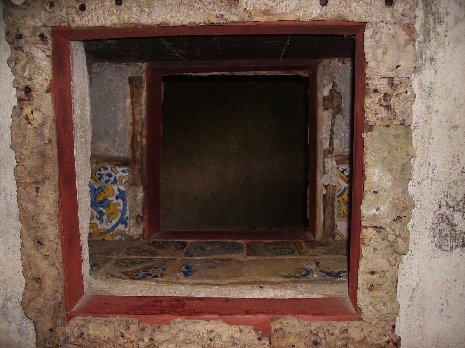 [Capuchos-interior.JPG]