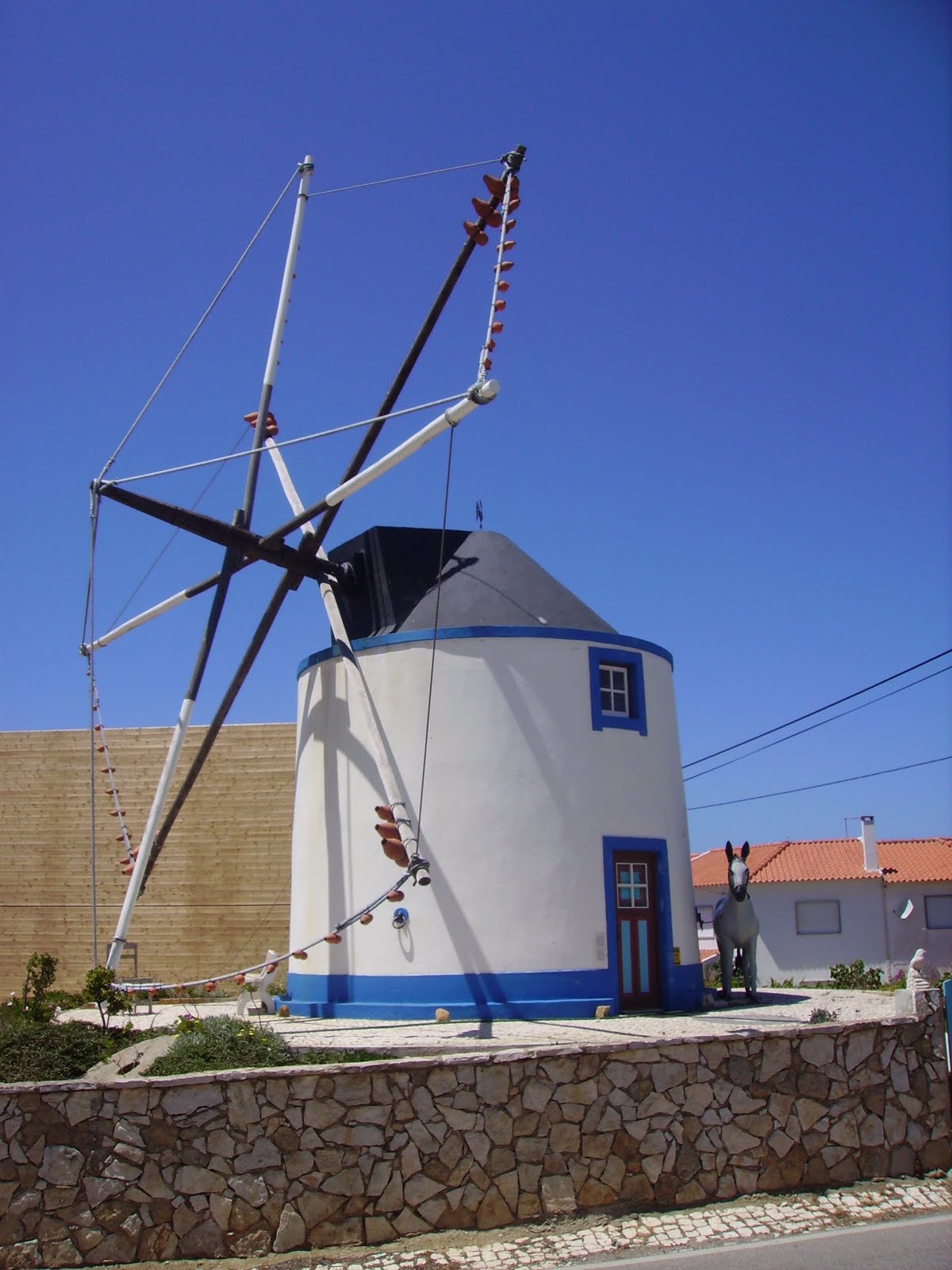 [Moinho-Ribamar.JPG]