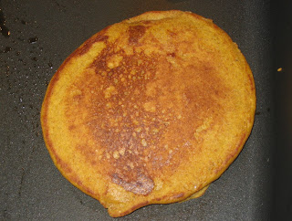 Healthy Whole Wheat Pumpkin Pancakes