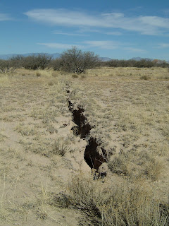 Arizona Geology: Do Earth fissures exhale water vapor?