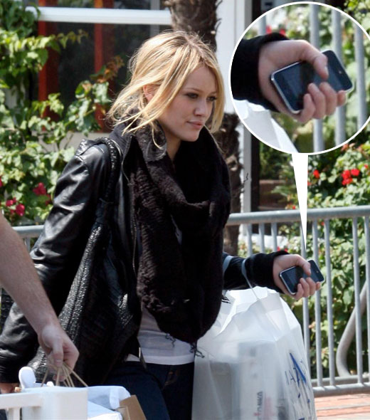 [HilaryDuff_iPhone01.jpg]