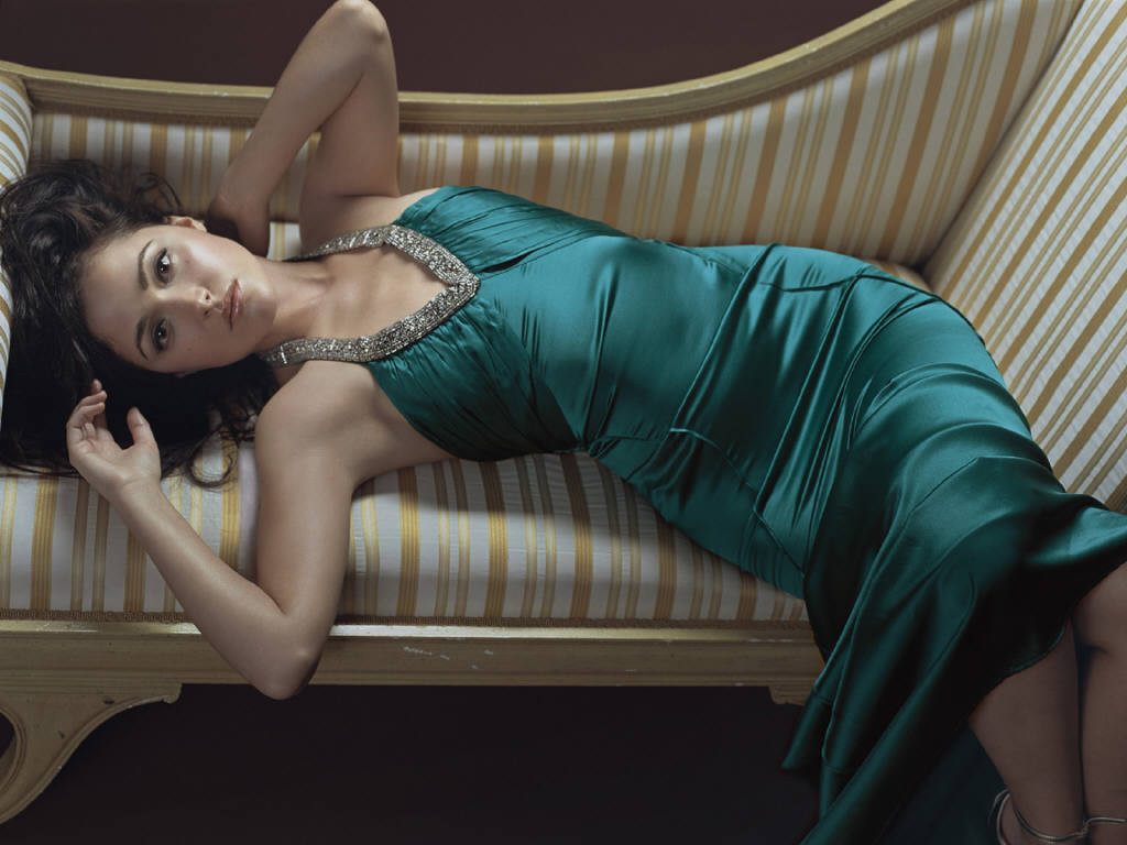 [Rose-Byrne-34.JPG]