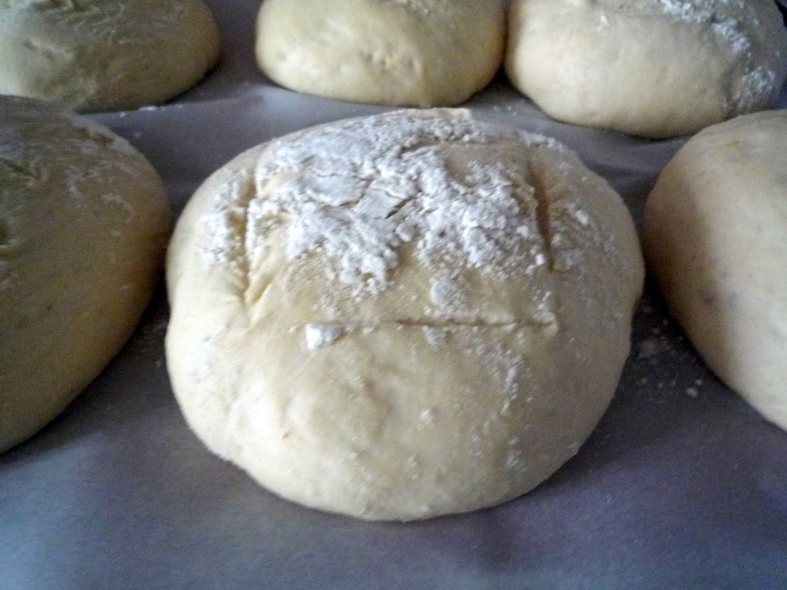 Bolli&amp;#39;s Kitchen: Petits pains français - Kleine französische Brötchen